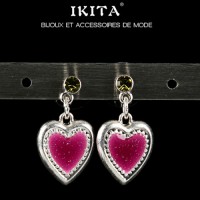 Boucles d'oreilles Ikita, en émail - cœur 1,5 cm fuschia